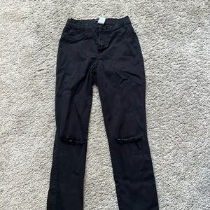 BLACK FASHION NOVA JEANS
